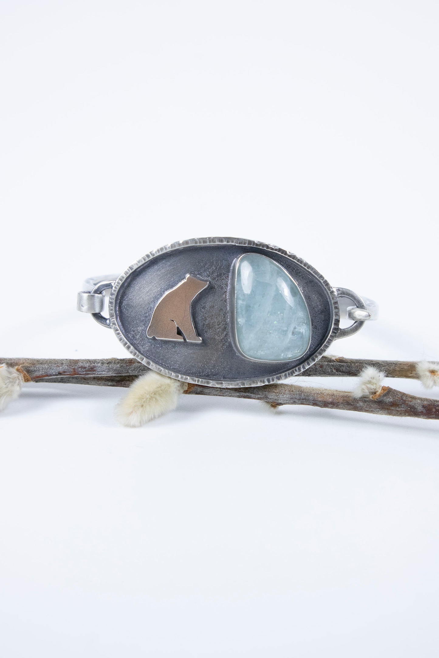Bear Reflection Hinged Bracelet with Aquamarine