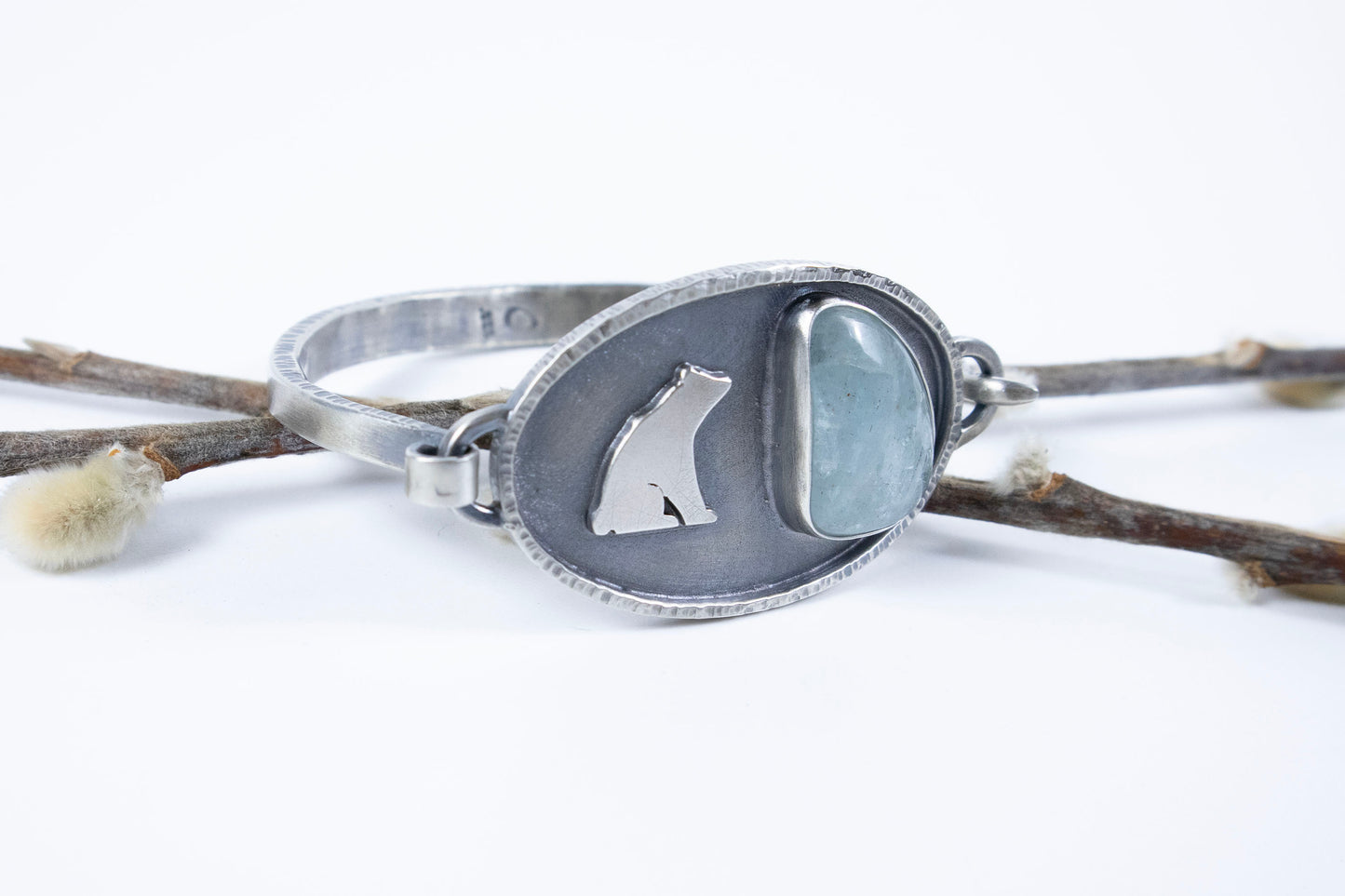 Bear Reflection Hinged Bracelet with Aquamarine