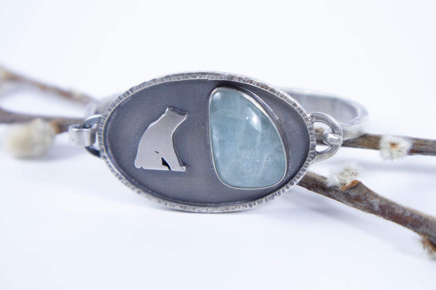 Bear Reflection Hinged Bracelet with Aquamarine