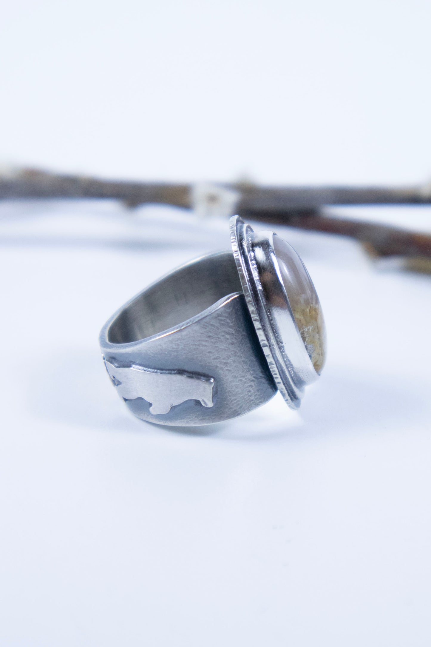 Plume Agate Ring with Bears